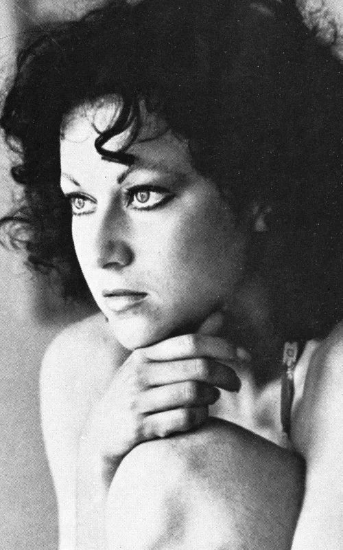 Ria De Simone