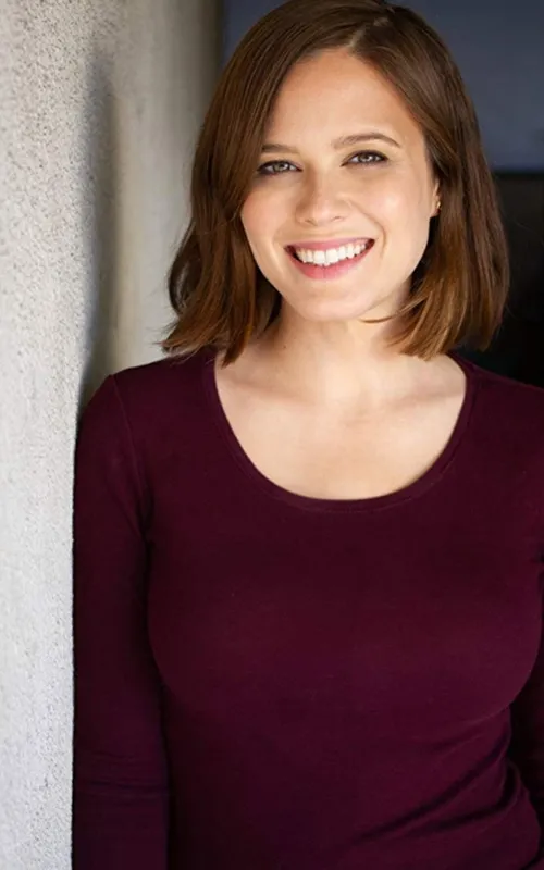 Leah Henoch