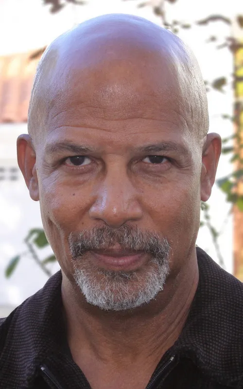 Michael Warren