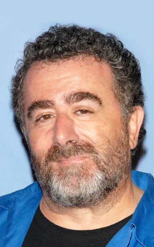 Saul Rubinek