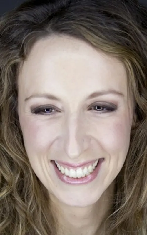 Caroline Arrouas