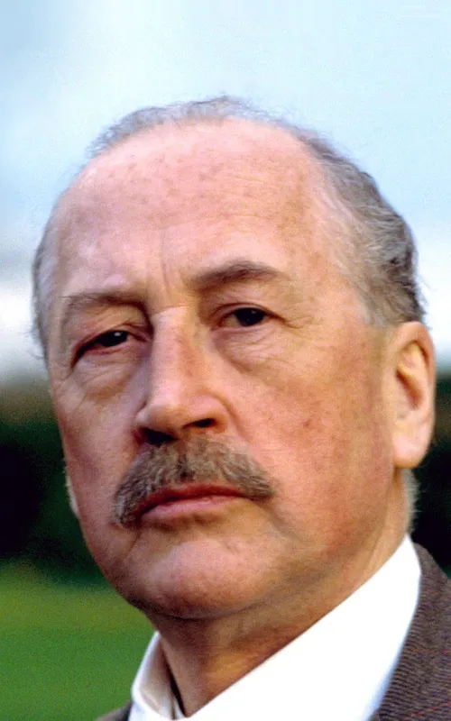 Bernard Hepton