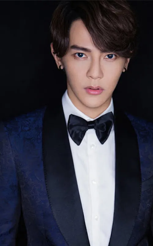 Jiro Wang