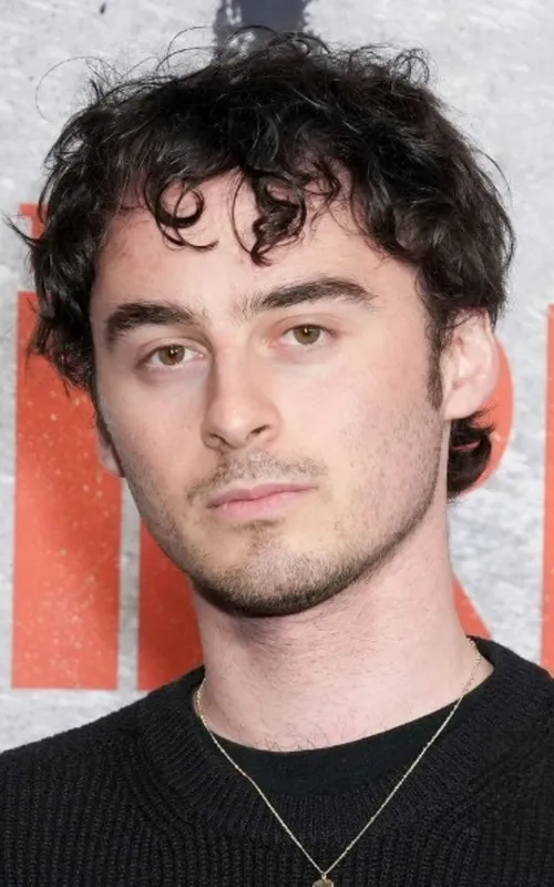 Wyatt Oleff