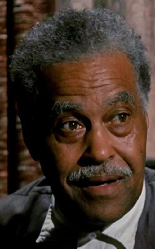 Robert Earl Jones