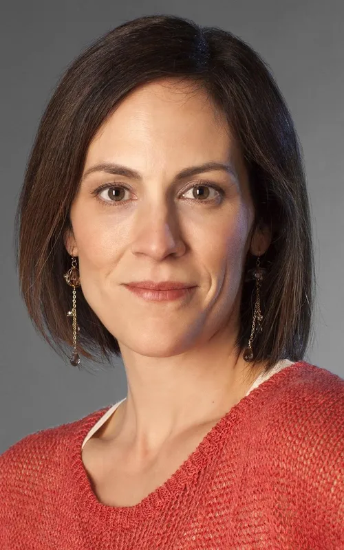 Annabeth Gish