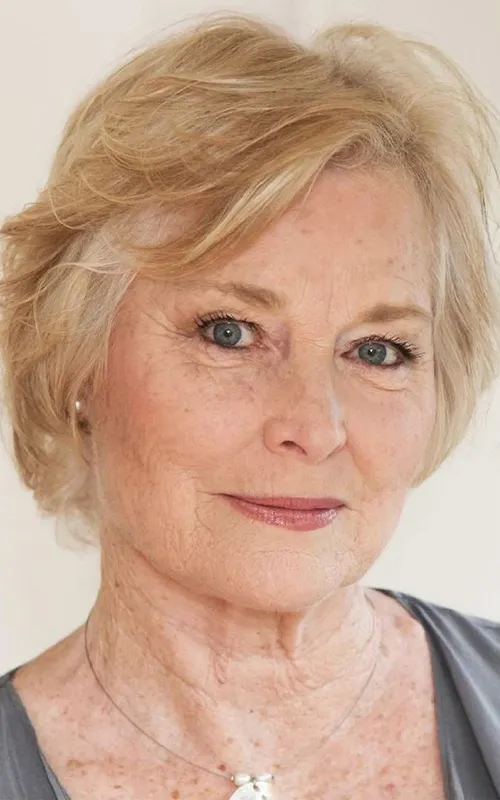 Lisa Harrow