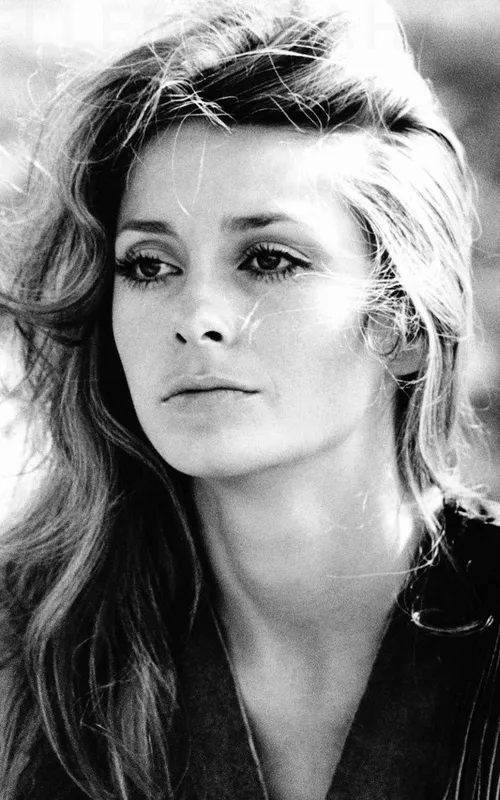 Elizabeth Ashley