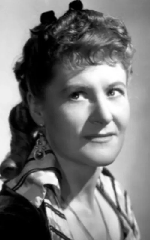 Peggy Thorpe-Bates