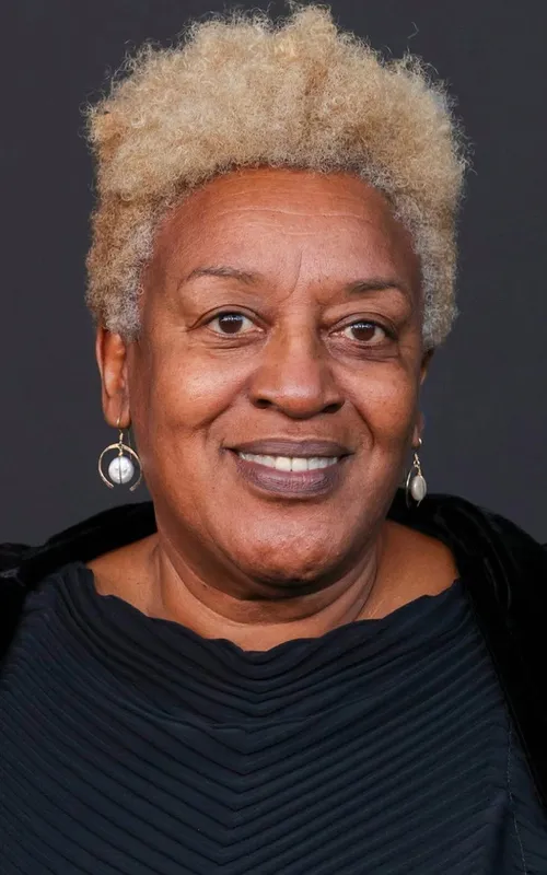 CCH Pounder