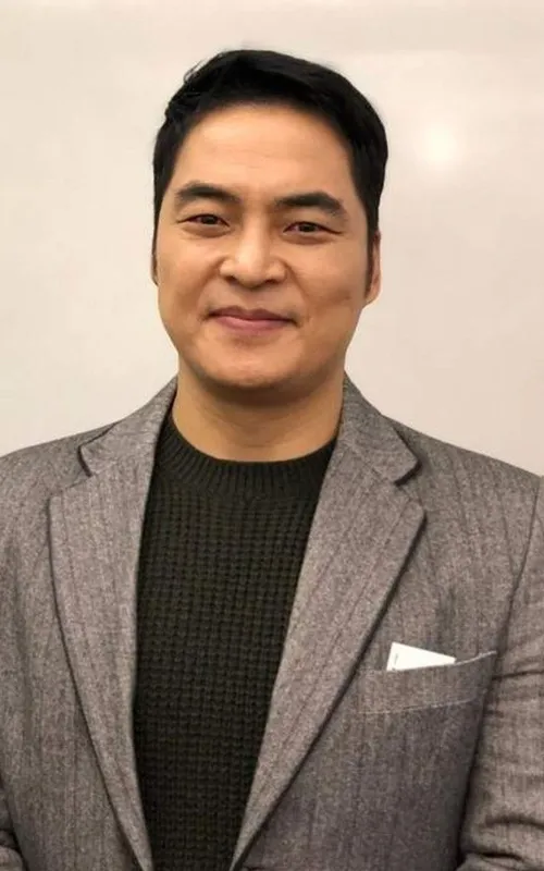 Kim Yong-woon