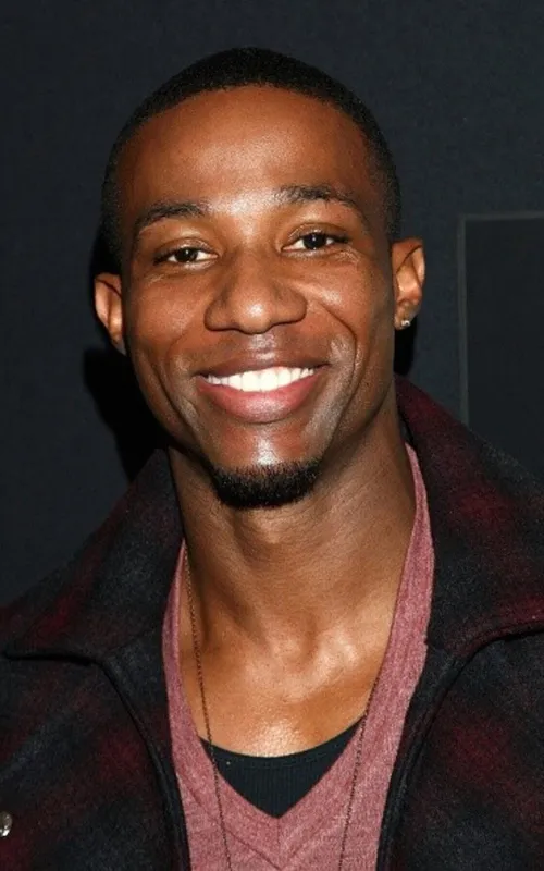 Arlen Escarpeta