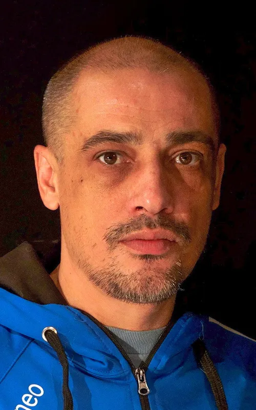 Mario Knezović