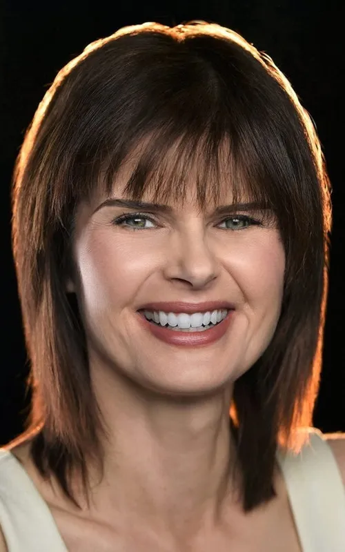 Carrie Genzel