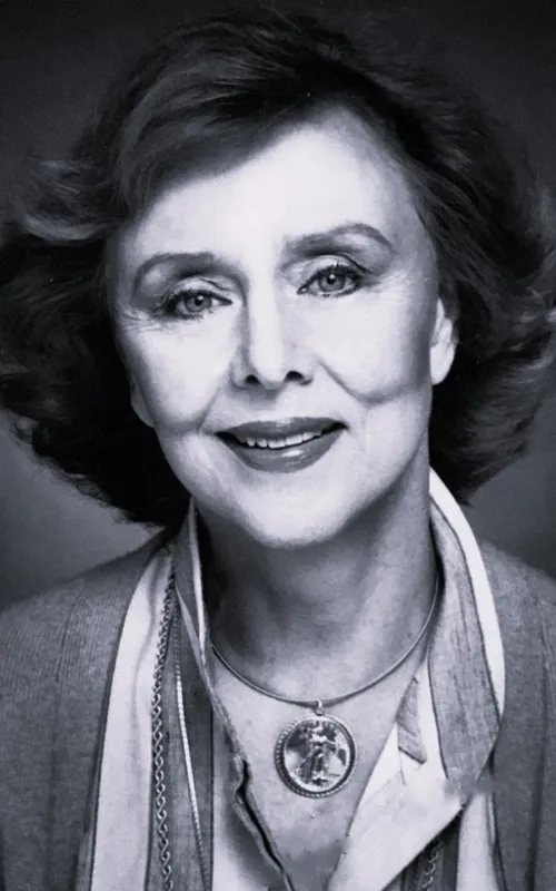 Louise Latham
