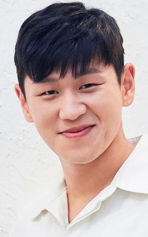 Kang Hong-suk
